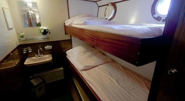 Hotelboot Orca Leiden, Забронировать Отель Лейден Южная Голландия