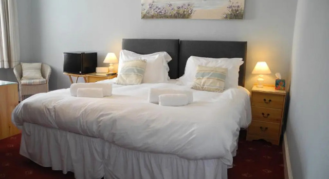 Standard quarto Heathcliff House