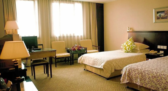 Jian Feng Hotel