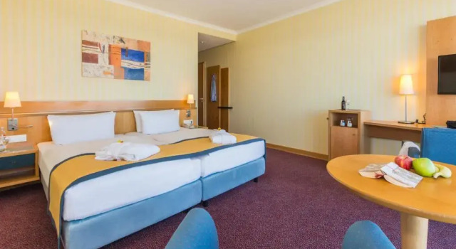 Двухместный номер Standard с видом на море Strand-Hotel Hübner