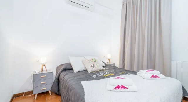 Empuriabrava Apartment With Pool, Parking