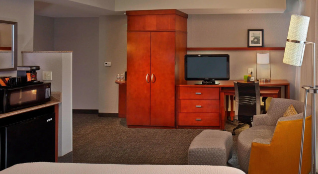 Двухместный номер Standard Courtyard by Marriott St. Petersburg Downtown