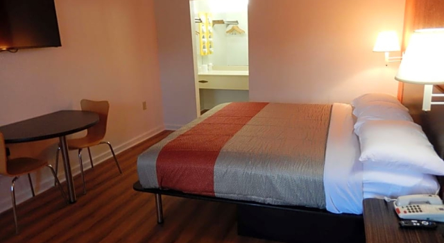 Двухместный люкс Motel 6-Warner Robins, GA