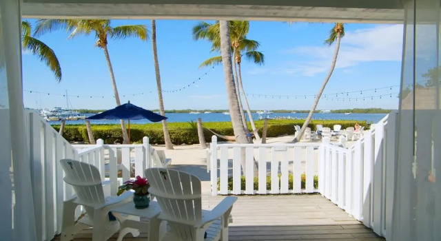 Номер Premium Coconut Palm Inn