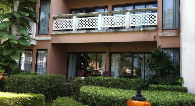 The Allamanda - Unit 1108, Забронировать Отель Отели острова Пхукета с бассейном, Бассейн