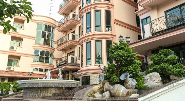 Chareeya PS, Prenota Hotel Pathum Thani Pathumthani Province
