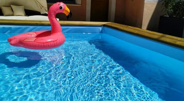 STUDIO PRIVATIF CLIMATISÉ , TERRASSE ET PiSCINE