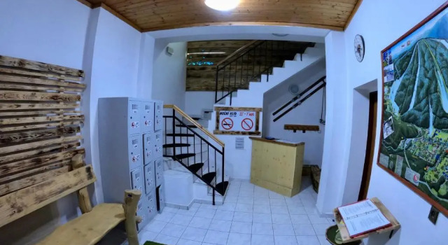 Номер Standard Pension Mona