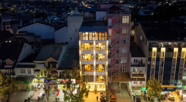 Romance Hotel, Reservar Hotel Hotéis em Lam Dong com estacionamento, Estacionamento