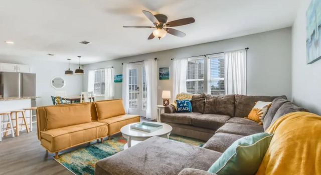 Sel De Vie 6 BR Sleeps 18 dog Friendly, Varaa Lomakoti Huvilat kohteessa Alabama, Villa