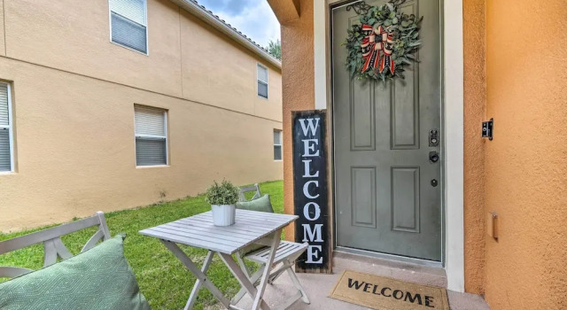 Renovated Kissimmee Townhome: 5 Mi to Disney!, Забронировать Апартаменты/квартира Апартаменты Селебрейшн, Апартаменты/квартира