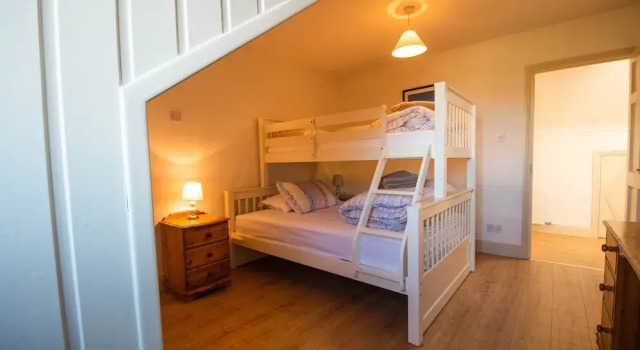 Bradog House - Beautiful 4 Bedroom House in Central Bundoran, Prenota Hotel Bundoran 