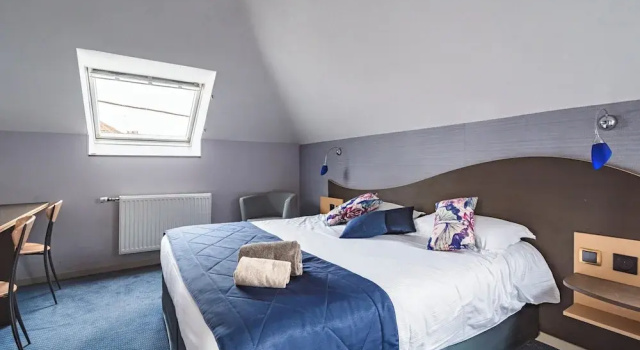 Номер Comfort Logis Hôtel Au Tambour
