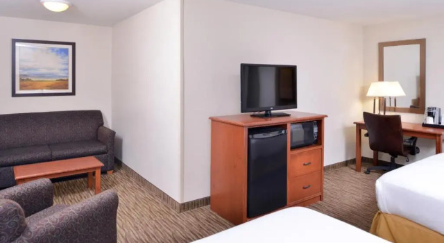 Номер Deluxe Holiday Inn Express Hotel & Suites Sioux Falls At Empire Mall by IHG
