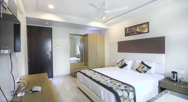 Hotel Pal Residency, Забронировать Отель Рева штат Мадхья-Прадеш
