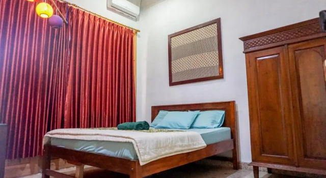 Camera Economy Rumah Panjaitan