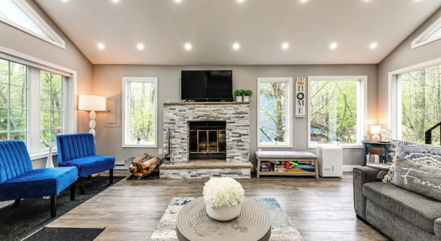 < 2 Mi to Big Bass Lake: Modern Mtn Chalet!, Book Chalet Sommerhuse i Pennsylvania, Hytte