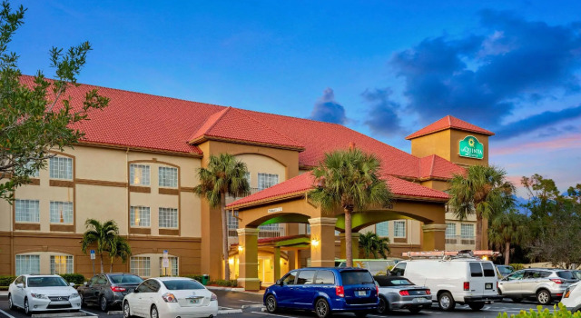 Номер Standard Stay Well Inn & Suites
