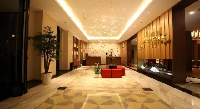Metropolo Jinjiang Hotels Shanghai Hongqiao National Exhibition Center, Varaa Hotelli Minhang 
