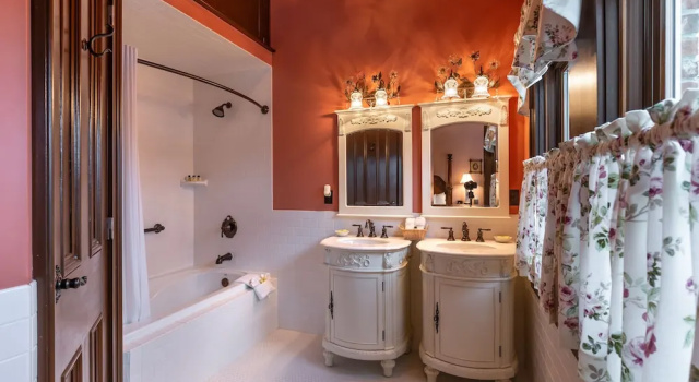 Номер Luxury Steele Mansion Inn & Gathering Hub