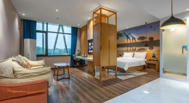 Люкс Business Kee Royal Hotel (Dengzhou Hua Chau Academy Store)
