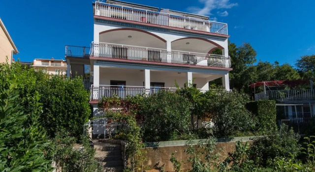 Apartment Steffi, Забронировать Апартаменты/квартира Отели Приморско-Горанской жупания с парковкой, Парковка