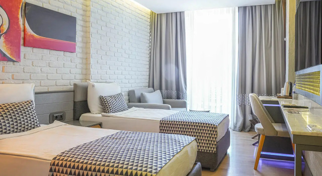 Четырёхместный номер Deluxe Laren Family Hotel & Spa - Boutique Class