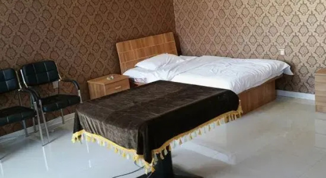 Kulunqi Yuxin Fashion Hotel, Book Hotel Tongliao Inner Mongolia