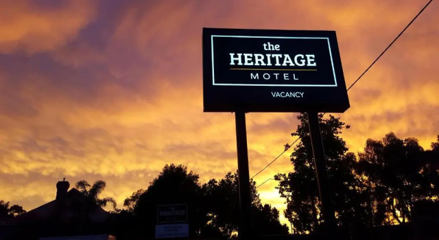 Best Western Heritage Motor Inn Bendigo, Book Hotel Hoteller i Bendigo med pool, nær Queen Elizabeth Oval, Swimmingpool