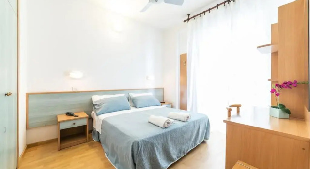 Двухместный номер Standard с балконом Hotel Augusta