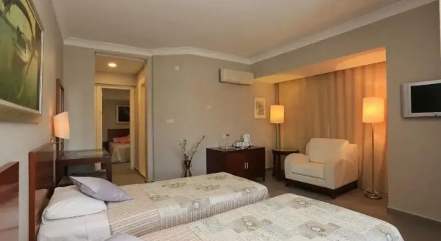 Семейный номер Standard с 2 комнатами с балконом SUMMER OTEL