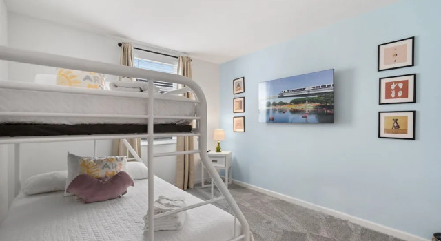 Condo 2bed 2bath Next to Disney w Free Water Park