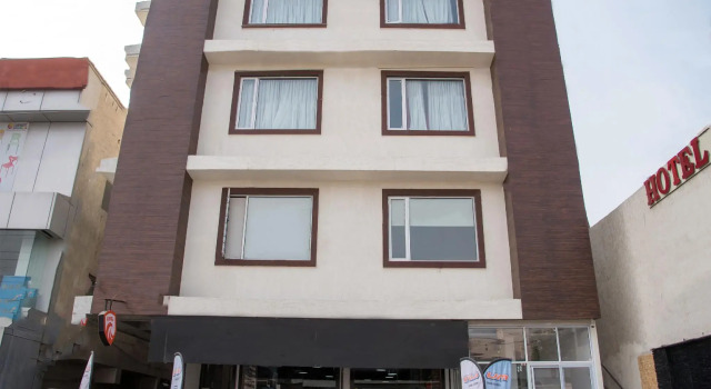 Capital O 10147 Hotel Icon, Забронировать Отель Отели штата Раджастхана 3 звезды, 3*