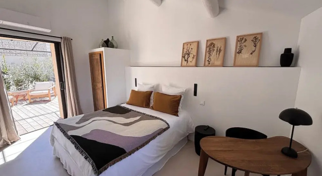 Двухместный номер Standard с видом на бассейн La Maison des Jardins