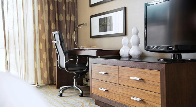 Номер Standard с балконом The Woodlands Resort, Curio Collection by Hilton