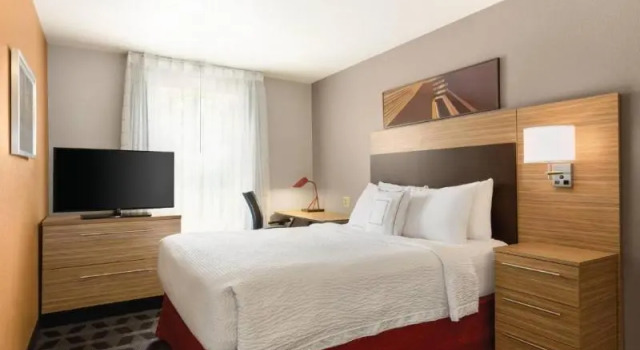 Четырёхместный люкс TownePlace Suites by Marriott Denver West Federal Center