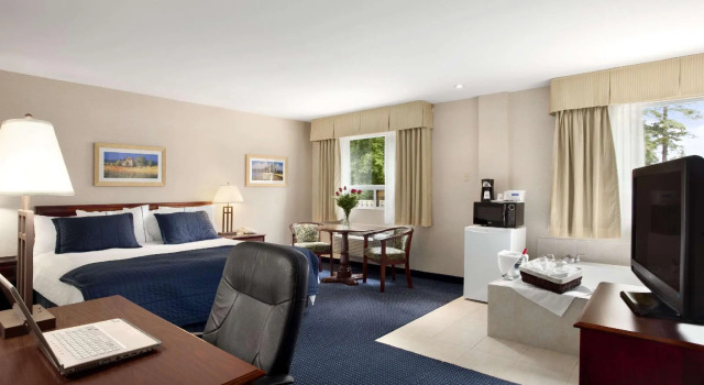 Люкс Travelodge by Wyndham Trenton