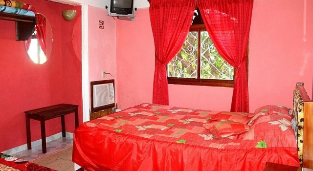 Hostal El Palenque CASILDA, Rezervovat Hotel Hotely v Sancti Spiritus s parkováním, Parkování