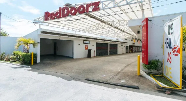 RedDoorz @ EL Runway Hotel Bulacan, Забронировать Отель  