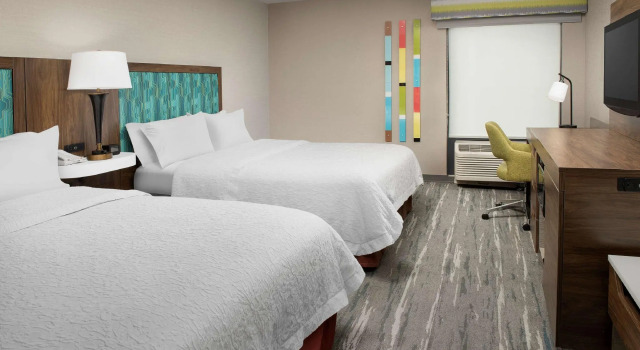 Четырёхместный номер Standard Hampton Inn College Park