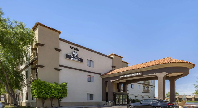 Windmill Suites Surprise - Phoenix, an Ascend Collection Hotel