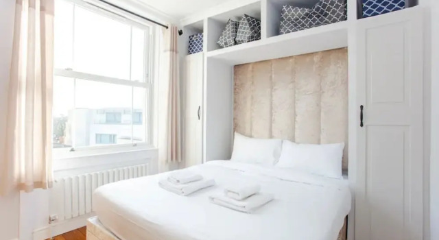 Stylish 2 Bedroom Apartment Near Regents Park