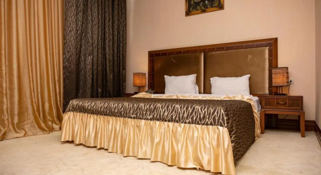 Трёхместный номер Standard с видом на бассейн Olympic Hotel and Resort