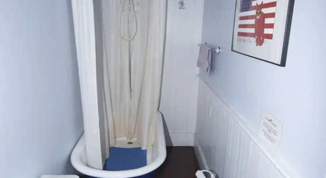 Номер Deluxe The Burgundy Bed and Breakfast