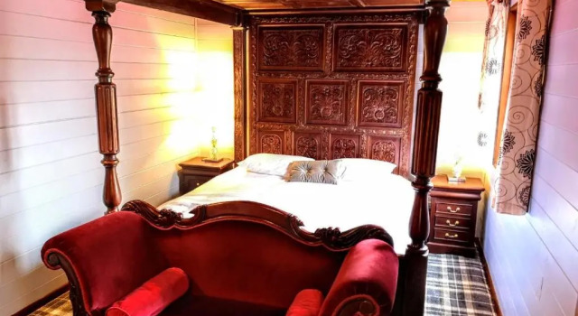 Magpie 5 Hot Tub HuntersMoon-Warminster-Bath-Wiltshire