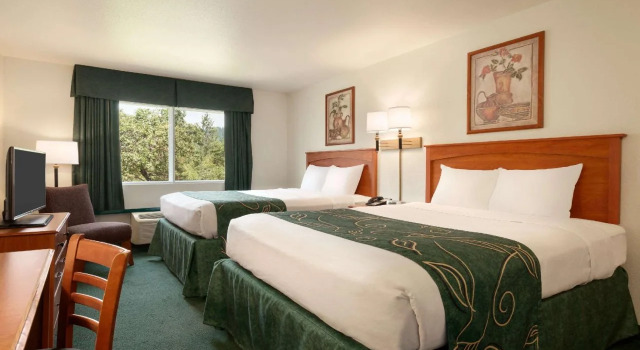 Travelodge by Wyndham Dunsmuir, Book Hotel Dunsmuir Mount Shasta
