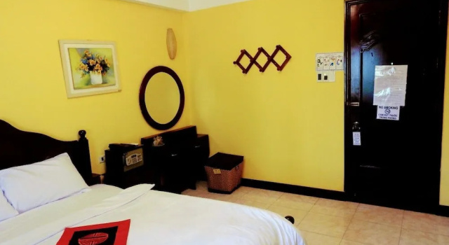 Номер Standard La Suisse Hotel