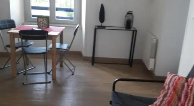 Chanoine Boursier, Rezerwuj Apartament  