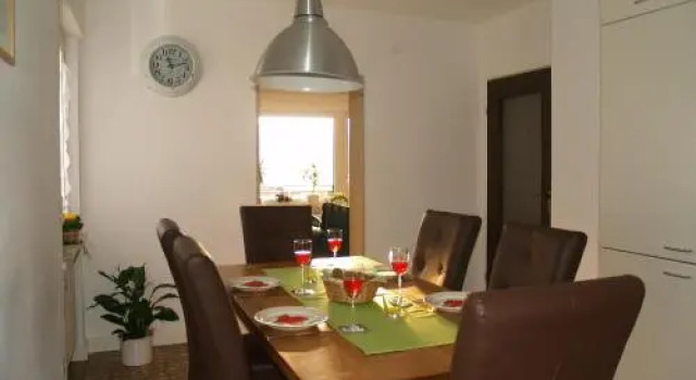 De Roosvakantiewoningen, Đặt Khách sạn Olsberg Sauerland