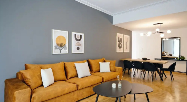 Апартаменты Luxury с балконом Elegant Big Apartment in Athens With Balcony
